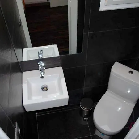 Appartement Carrer Pau Casals - 2 *